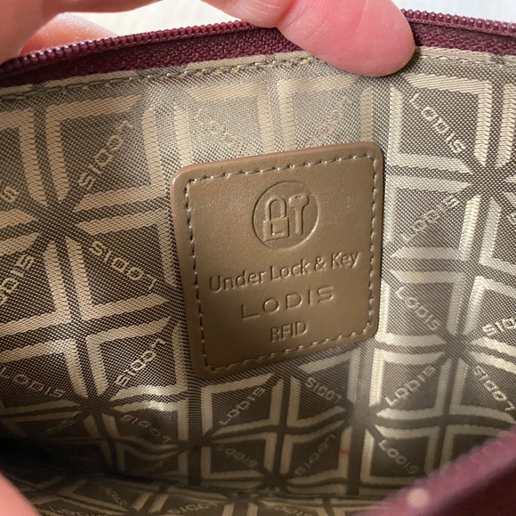 LODIS Red Leather RFID Double Pouch • Zip Close • Wallet - Picture 4 of 9